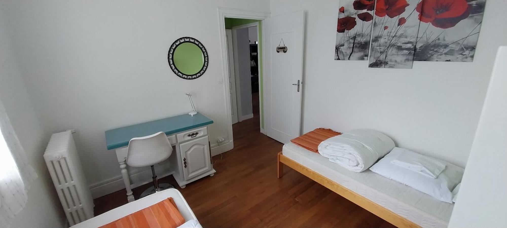 Maison De Ville Plein Centre, 3 Etoiles, A 200M De La Plage, Parking Prive, Wifi Royan Eksteriør billede